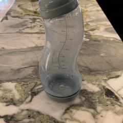 Garrafa, como reportado por Van der Valk Hotel Heerlen utilizando o iLost