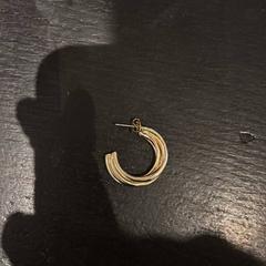 İLost kullanarak Van der Valk Hotel Amsterdam-Amstel tarafından bildirildiği gibi Küpe Goud