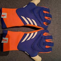 Keepershandschoenen، كما تم الإبلاغ عنه عبر iLost