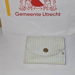 Wallet van Dijk-Bakker, as reported by Gemeente Utrecht using iLost