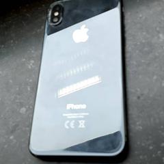 Smartphone Zwart iPhone, rapporterat av Regio Oost-Vlaanderen med iLost