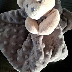 Toy & Cuddly slap doydou, as reported by IKEA Rouen Tourville-La-Rivière using iLost