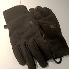 Guantes The North Face, ha sido reportado por IKEA Groningen con iLost