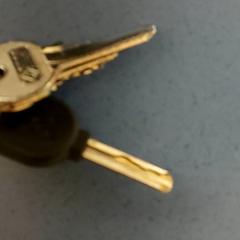 Nøkler, som rapportert av Regio Antwerpen - Brussel ved bruk av iLost