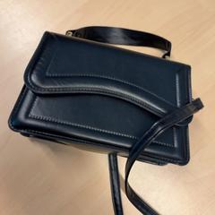 Damestasje, segundo informou RET usando iLost