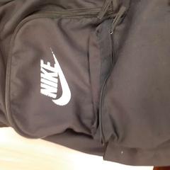 Väska met pull, rapporterat av Regio Limburg - Leuven med iLost