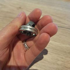 Gioielleria 2 ringen, come riportato da Van der Valk Rotterdam Blijdorp utilizzando iLost