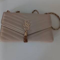 Väska, rapporterat av Arriva Limburg Zuid med iLost