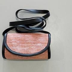 Tas  - Handtasje, zoals gemeld door Regio Oost-Vlaanderen met iLost