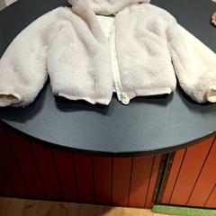 Barnevest Creme, som rapportert av IKEA Paris Nord Roissy ved bruk av iLost