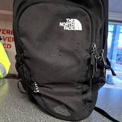 Mochila, como reportado por Connexxion Amstelland-Meerlanden Amstelveen utilizando o iLost