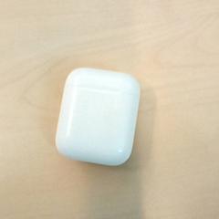 Estuche de airpods, ha sido reportado por Arriva Den Bosch con iLost