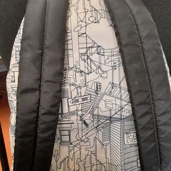 Tas noir et blanc, zoals gemeld door TCL met iLost