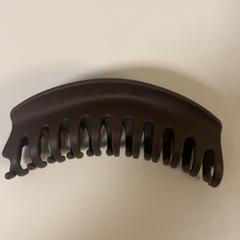 Hair clip & Hair clip, as reported by Pathé Schiedam using iLost