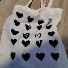 Táska Wit, amint azt EBS Tramplein az iLost segítségével jelentette.