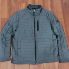 Bunda Met telefoon, jak nahlášeno Arriva Limburg Zuid pomocí iLost