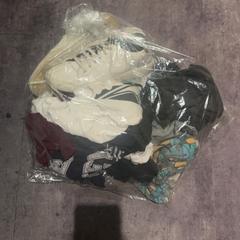 Zak met kleding، كما تم الإبلاغ عنه بواسطة Van der Valk Hotel Haarlem عبر iLost