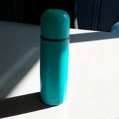 Bouteille à boire groen, a été signalé par Centraal magazijn utilisant iLost