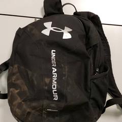 バックパック がiLostで Regio Antwerpen - Brussel によって報告されました