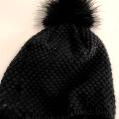 Bonnet, a été signalé par Gemeente Puurs-Sint-Amands utilisant iLost