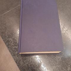 Boek, gisa salatu by Rotterdam The Hague Airport iLost erabiliz