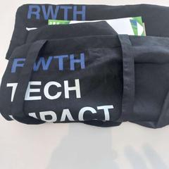 Tas Opschrift RWTH, zoals gemeld door Arriva Limburg Zuid met iLost