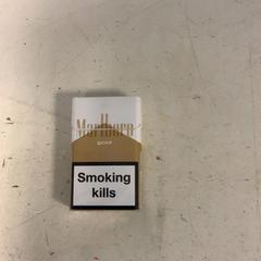 Cigarettes Malboro Gold, as reported by Artis using iLost