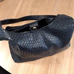 Bag, as reported by Connexxion Haarlem AML using iLost