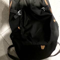 Mochila - again, como reportado por Centraal magazijn utilizando o iLost