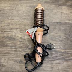 ストレートヘアアイロン がiLostで Inntel Hotels Amsterdam Centre によって報告されました