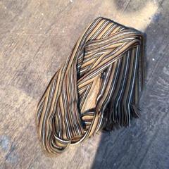 Sjaal, gisa salatu by De Heeren van Aemstel iLost erabiliz