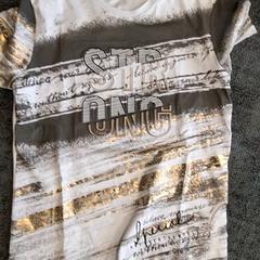 Camisa shirt, como reportado por Breng Nijmegen utilizando o iLost