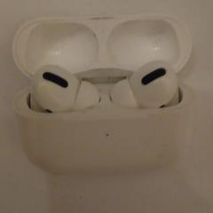 Apple airpods, as reported to iLost