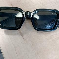 Sunglasses Zwart, as reported by Arriva Vechtdallijnen using iLost