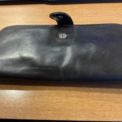 Peňaženka Van heek, ako bolo nahlásené Gemeente Amsterdam pomocou iLost