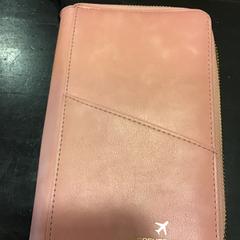 Wallets, as reported by Qbuzz U-OV using iLost