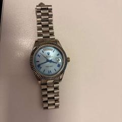 Armbanduhr silver, gemeldet von Ramada by Wyndham Amsterdam Airport Schiphol über iLost