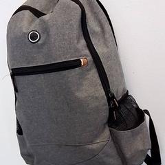 Poltsa, gisa salatu by Hermes Eindhoven iLost erabiliz