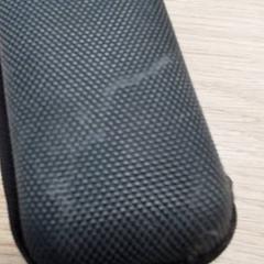 Estuche de anteojos Grijs, ha sido reportado por Qbuzz Fryslân con iLost