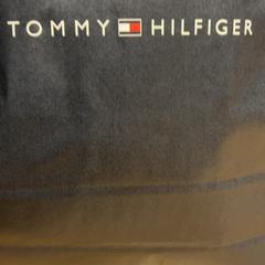 Purchase tommy hilfiger tomm, zoals gemeld door Designer Outlet Roermond met iLost
