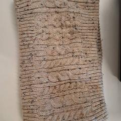 Coixí Cache cou, segons ha informat IKEA Rouen Tourville-La-Rivière mitjançant iLost