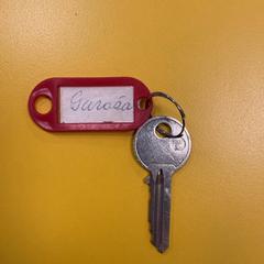 Key Red, as reported by MEININGER Hotel Dresden Zentrum using iLost