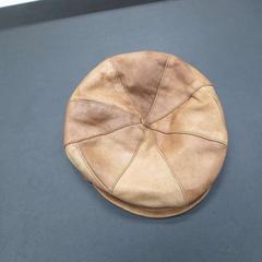 Gorra Bruin, Leren, ha sido reportado por IKEA Heerlen con iLost