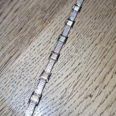 Armbånd, som rapportert av Qbuzz DMG ved bruk av iLost