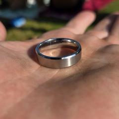Zilveren ring, gerapporteerd met iLost