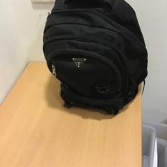 Motxila, gisa salatu by Qbuzz U-OV iLost erabiliz