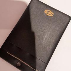 Fodral Nom porteur : R**, rapporterat av TCL med iLost