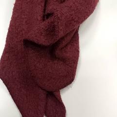 Kleding - Sjaal Bordeaux، كما تم الإبلاغ عنه بواسطة Centraal magazijn عبر iLost