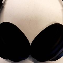 Auriculares, ha sido reportado por Qbuzz ZHN con iLost