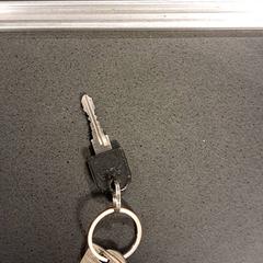 Kulcsok sleurel, amint azt Breng Nijmegen az iLost segítségével jelentette.